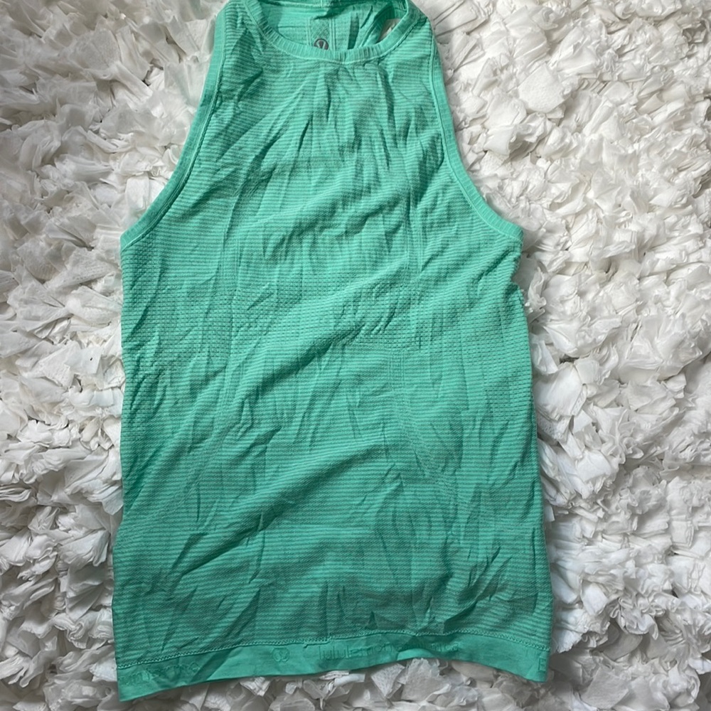 Lululemon aqua shirt - never worn
